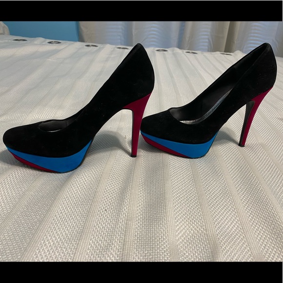 Color Block Pumps - Picture 2 of 5